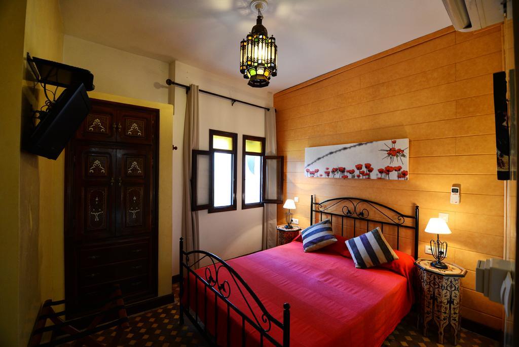 Riad Assilah Bagian luar foto