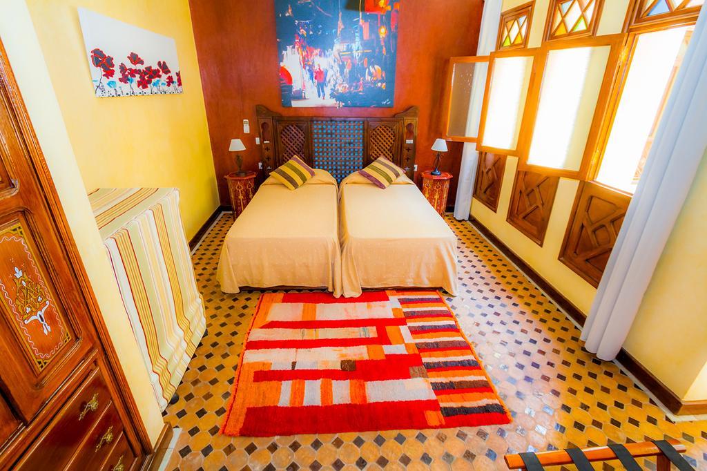 Riad Assilah Bagian luar foto